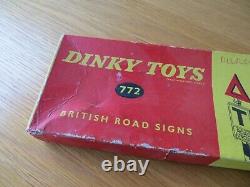 Dinky Toys British Road Signs 772 Meccano Ltd Boxed Duncan Ferguson Full 24 Set