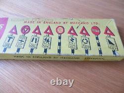 Dinky Toys British Road Signs 772 Meccano Ltd Boxed Duncan Ferguson Full 24 Set