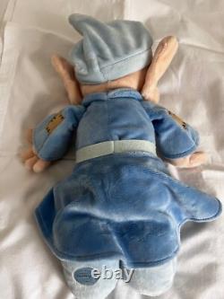 Full set of Disney store 7 dwarfs in excellent condition