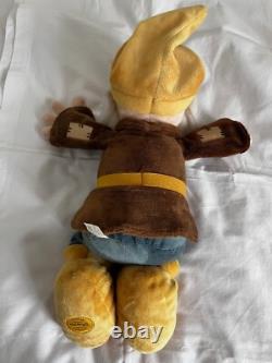 Full set of Disney store 7 dwarfs in excellent condition