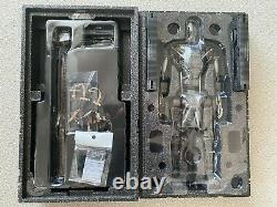 Hot Toys Movie Masterpiece Terminator 4 End Skeleton T-600 1/6 Scale Figure USED