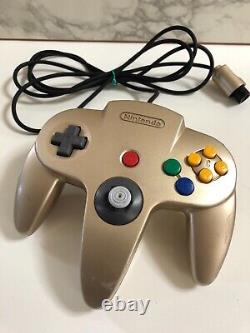 Nintendo 64 Gold Consoles Controller Full Set NUS-001 Japan N64 Toys R Us