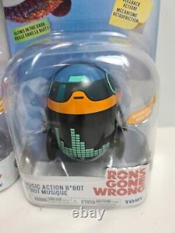 Rons Gone Wrong Bbot Toy lot, 5 figures, full set
