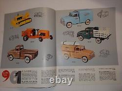 Vintage Original 1961 Tonka Toys 16 Page Full Color Catalog, Trucks, Sets, Nr. Mint