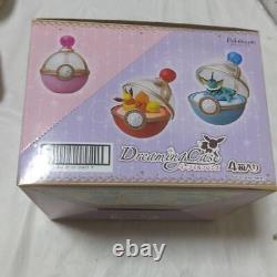 Ensemble complet de 4 figurines miniatures de jouets Re-Ment Pokemon Eevee Dreaming Case