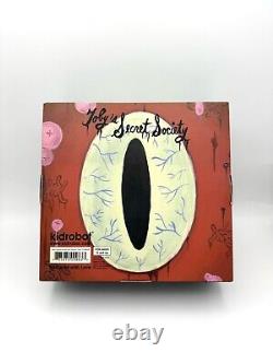 Gary Baseman x Kidrobot LA SOCIÉTÉ SECRÈTE DE TOBY Figurine en Vinyle Art Toy Ensemble Complet, SIGNÉE