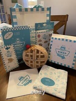 Jellycat Amuseables Gaufre Exclusive de New York, Ensemble Complet Comprenant le Menu