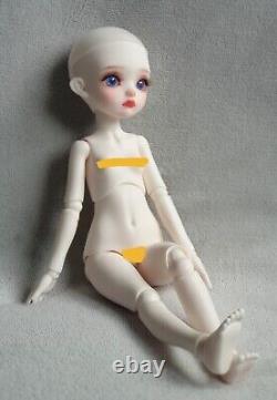 Nouvelle poupée BJD 1/6 (30cm) en résine flexible avec ensemble complet de vêtements à la mode.