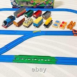 Plarail Thomas & Friends Ensemble de chargement complet de marchandises TAKARA TOMY Jouet de train motorisé